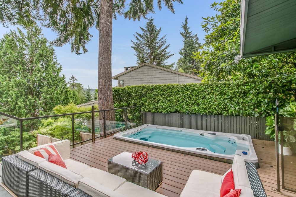 Vacation Rental AirBnB Swim Spa Mercer Island vacation rental poulsbo bainbridge island property management